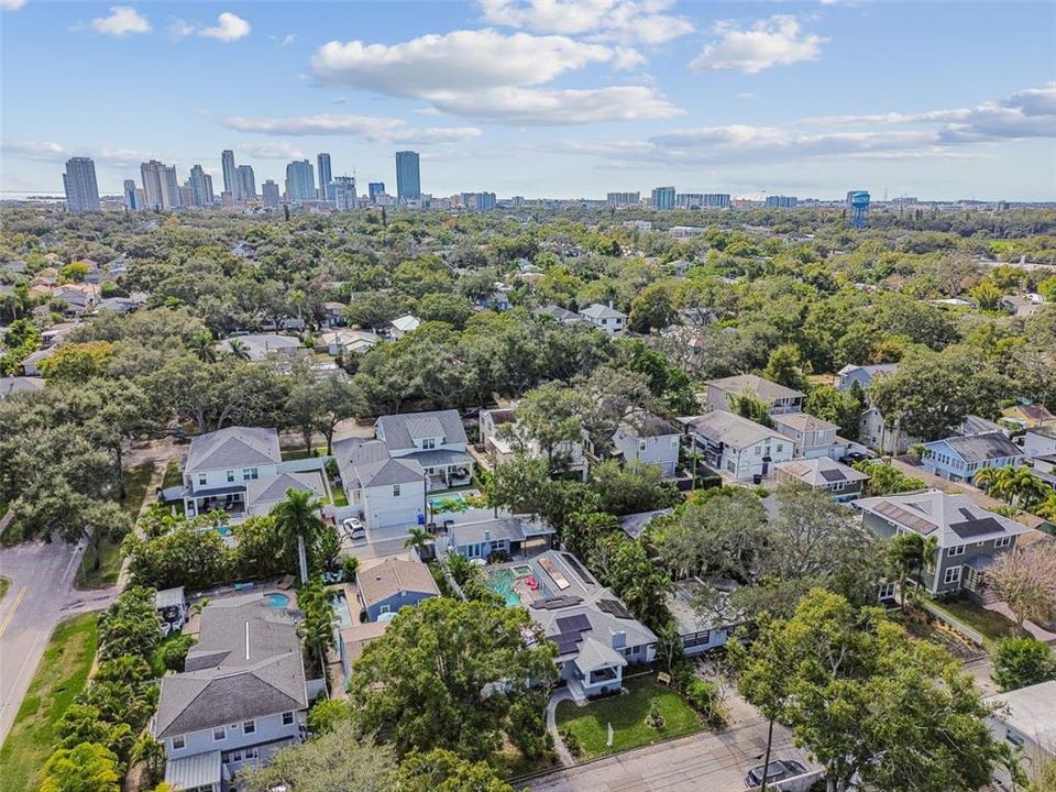 待售: $1,100,000 (4 贝兹, 3 浴室, 1844 平方英尺)