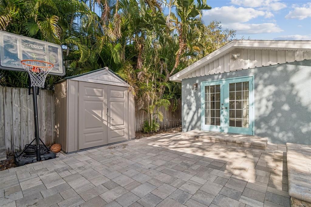 待售: $1,100,000 (4 贝兹, 3 浴室, 1844 平方英尺)