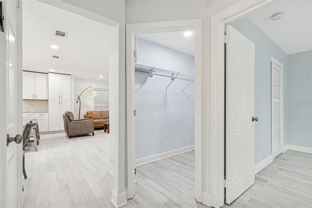 待售: $1,100,000 (4 贝兹, 3 浴室, 1844 平方英尺)