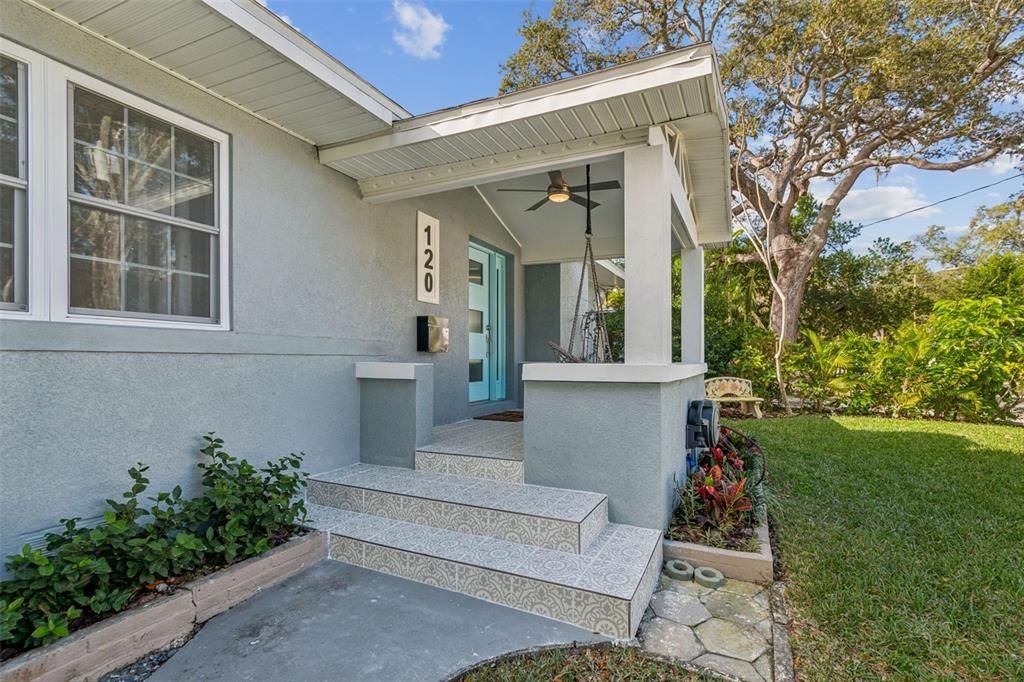 待售: $1,100,000 (4 贝兹, 3 浴室, 1844 平方英尺)