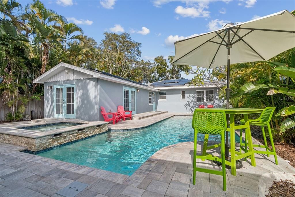 待售: $1,100,000 (4 贝兹, 3 浴室, 1844 平方英尺)