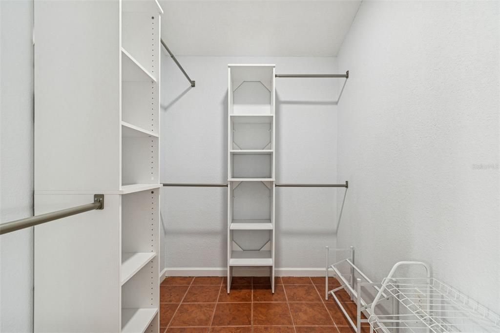 待售: $1,100,000 (4 贝兹, 3 浴室, 1844 平方英尺)