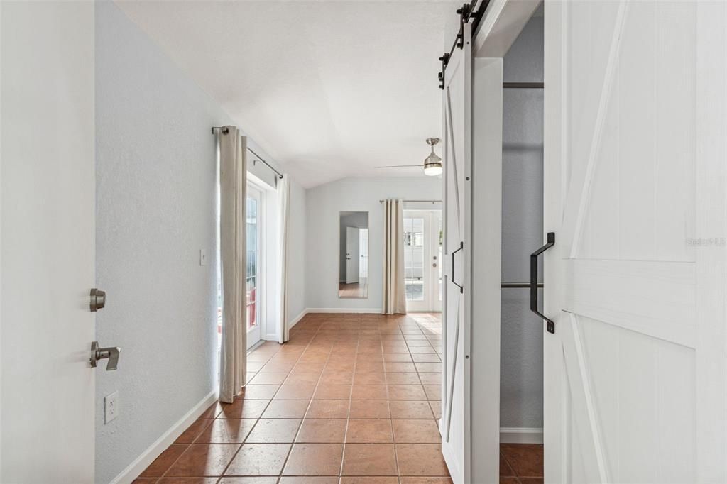 待售: $1,100,000 (4 贝兹, 3 浴室, 1844 平方英尺)