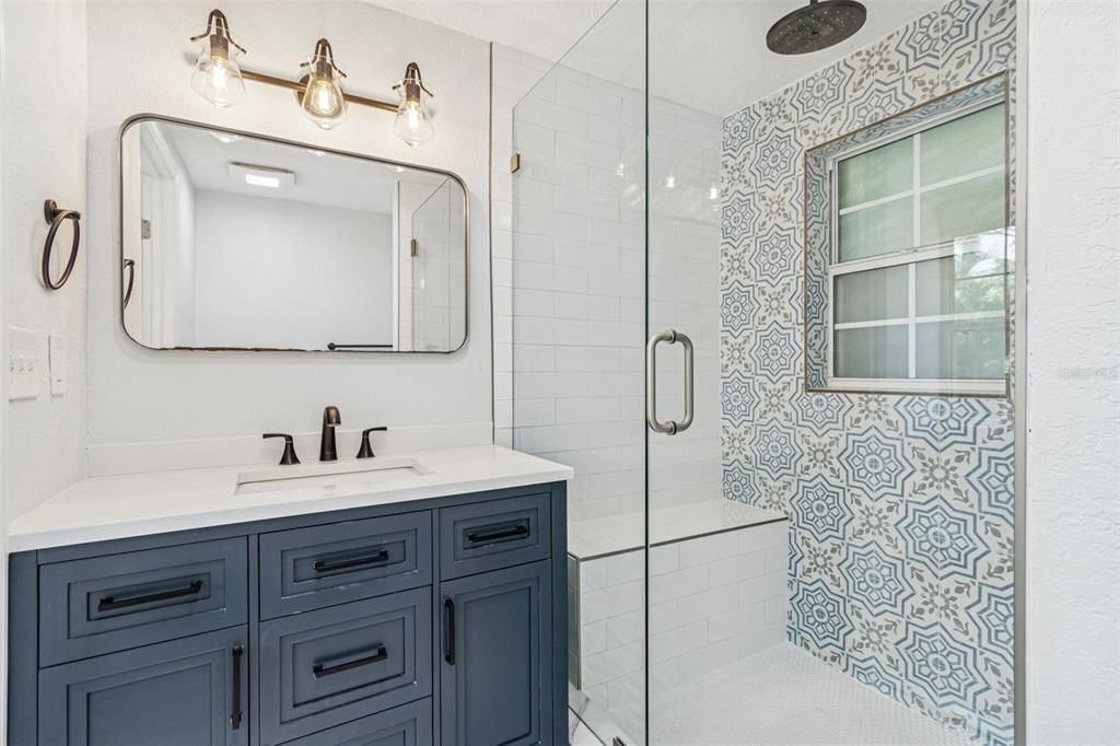 待售: $1,100,000 (4 贝兹, 3 浴室, 1844 平方英尺)