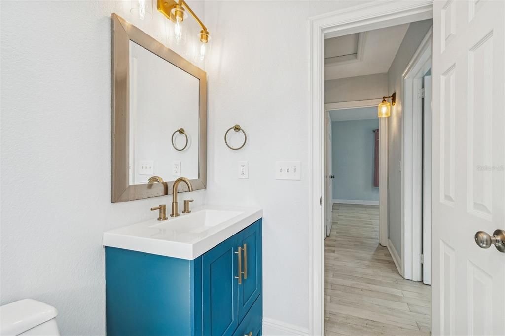 待售: $1,100,000 (4 贝兹, 3 浴室, 1844 平方英尺)