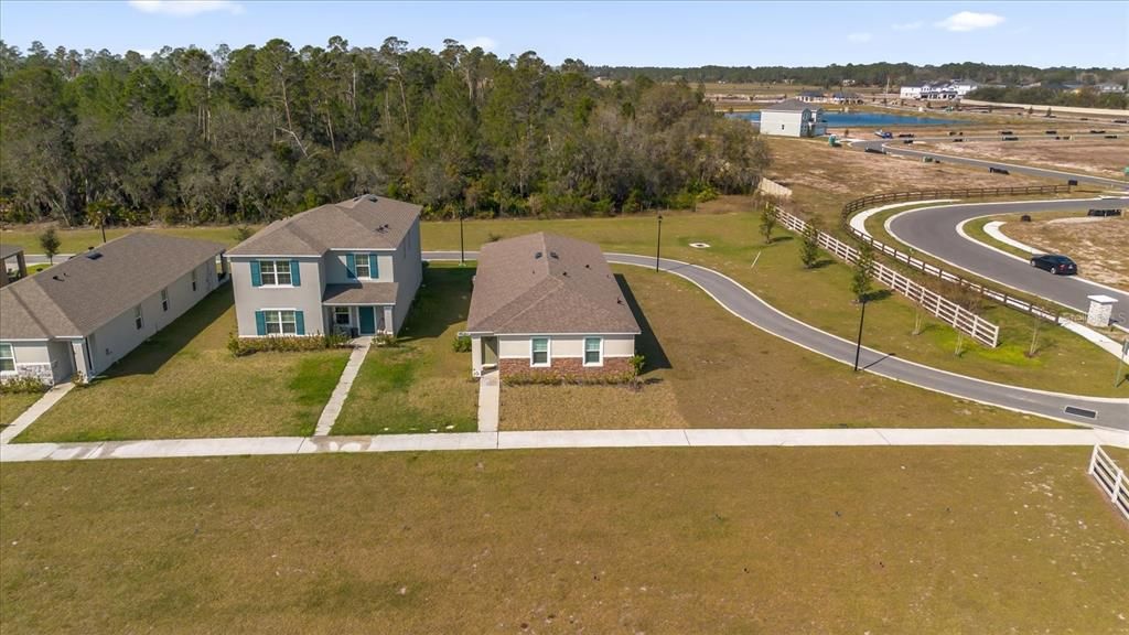 For Rent: $2,300 (4 beds, 2 baths, 1716 Square Feet)