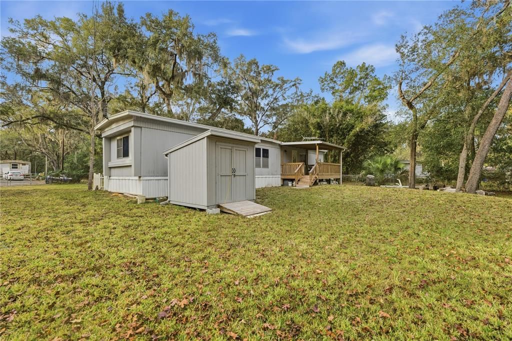 На продажу: $119,500 (2 спален, 2 ванн, 840 Квадратных фут)