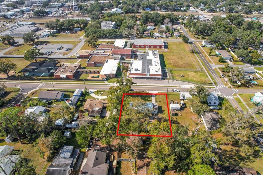 For Sale: $300,000 (3 beds, 1 baths, 1212 Square Feet)