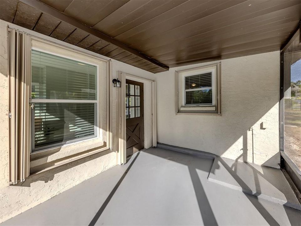 На продажу: $425,000 (3 спален, 2 ванн, 1585 Квадратных фут)