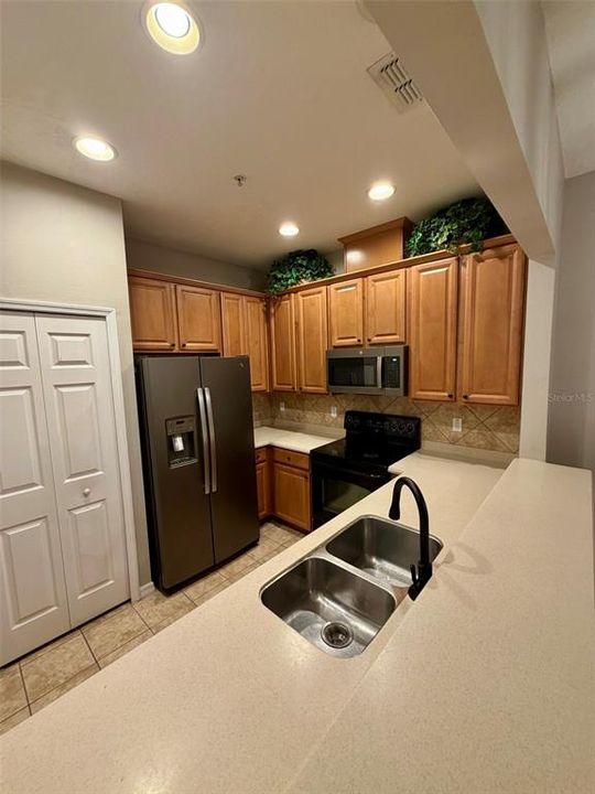 En Renta: $2,877 (3 camas, 2 baños, 1827 Pies cuadrados)