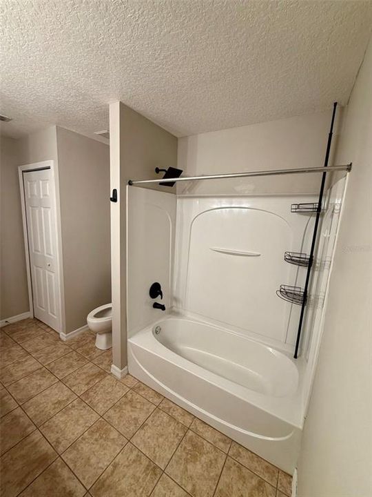 En Renta: $2,877 (3 camas, 2 baños, 1827 Pies cuadrados)