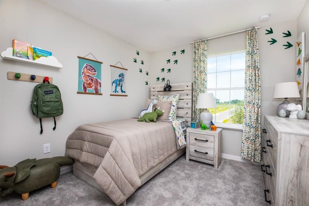 For Sale: $272,900 (3 beds, 2 baths, 1666 Square Feet)