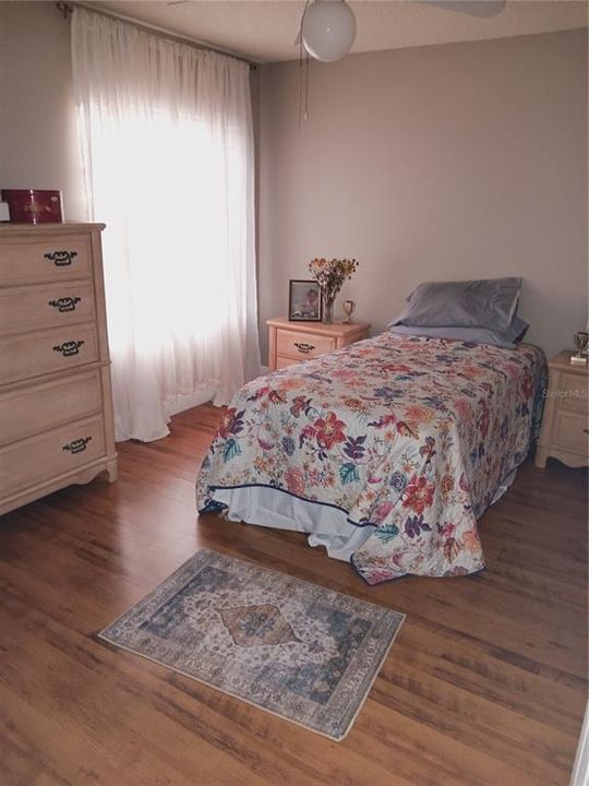 En Venta: $295,500 (3 camas, 2 baños, 1521 Pies cuadrados)