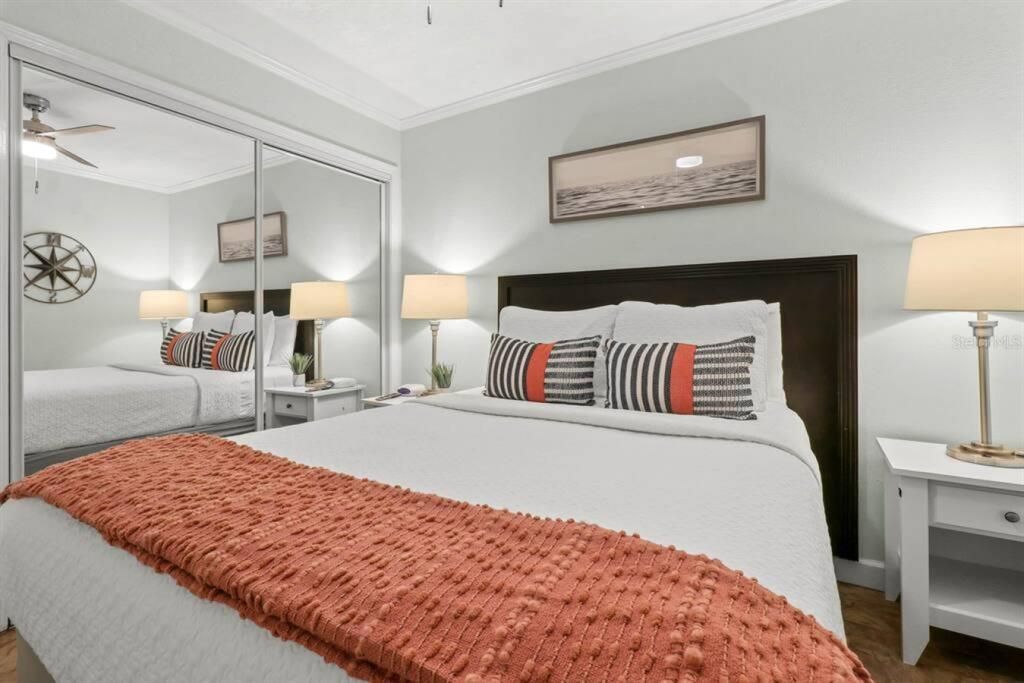 待售: $240,000 (1 贝兹, 1 浴室, 516 平方英尺)