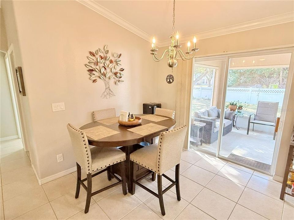 待售: $280,000 (3 贝兹, 2 浴室, 1241 平方英尺)