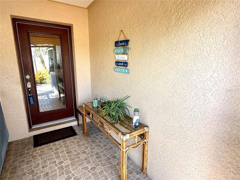 待售: $280,000 (3 贝兹, 2 浴室, 1241 平方英尺)