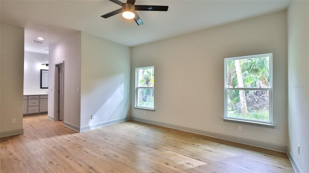 На продажу: $498,900 (4 спален, 2 ванн, 1928 Квадратных фут)