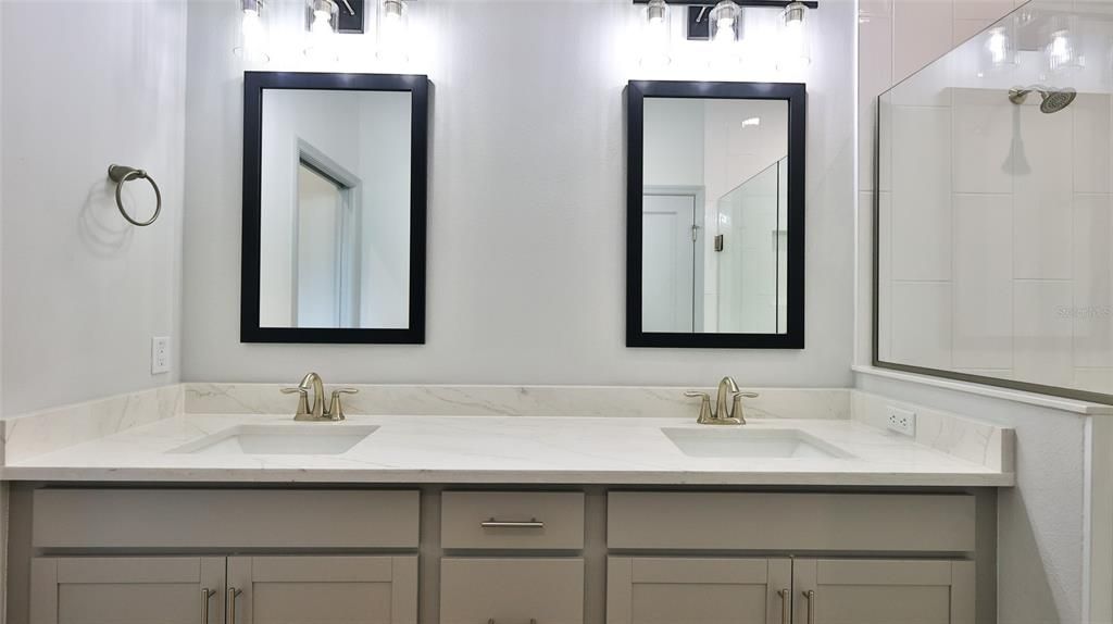 На продажу: $498,900 (4 спален, 2 ванн, 1928 Квадратных фут)