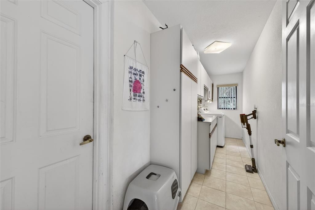 En Venta: $425,000 (3 camas, 2 baños, 2089 Pies cuadrados)