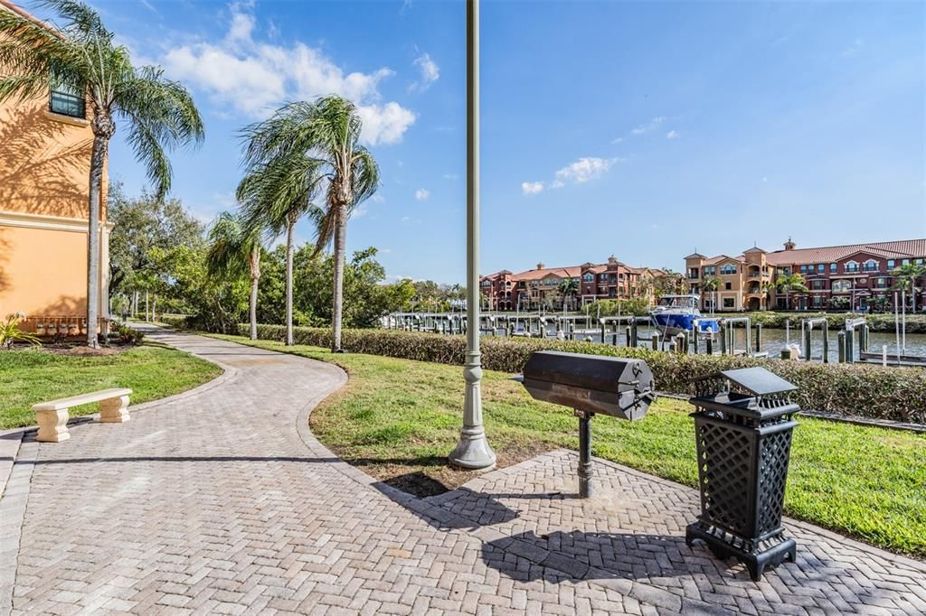 На продажу: $550,000 (3 спален, 2 ванн, 2078 Квадратных фут)