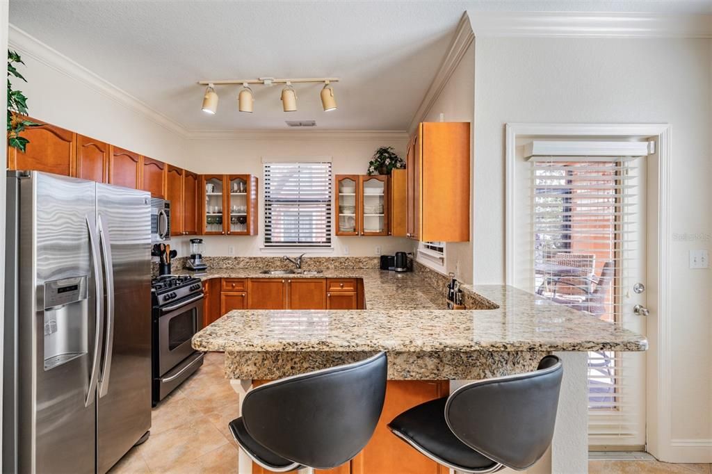 На продажу: $550,000 (3 спален, 2 ванн, 2078 Квадратных фут)