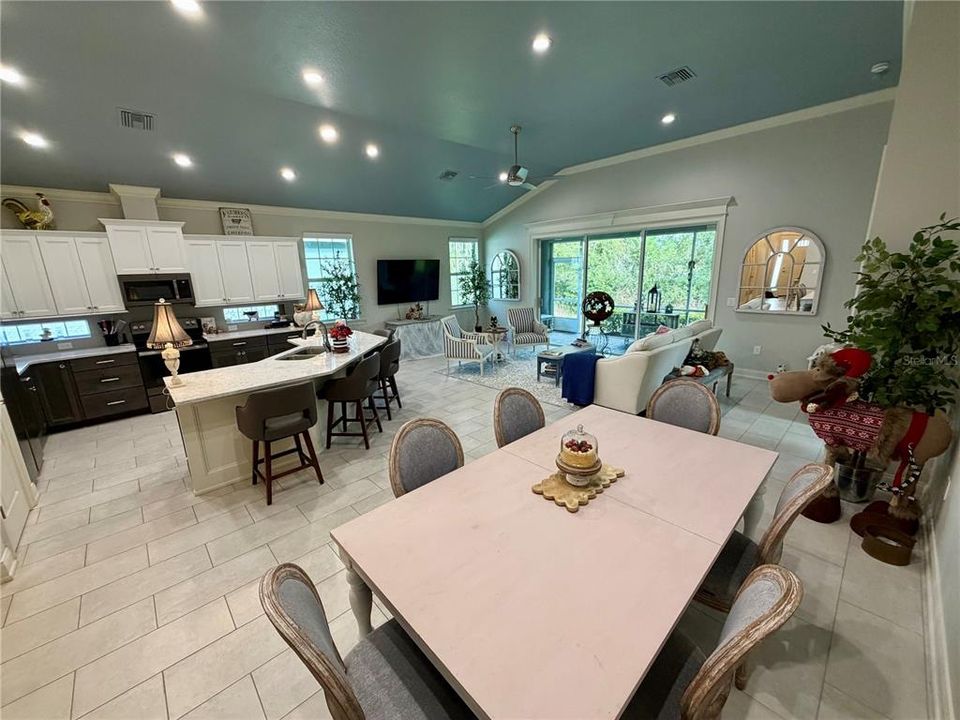 En Venta: $475,000 (2 camas, 2 baños, 1890 Pies cuadrados)