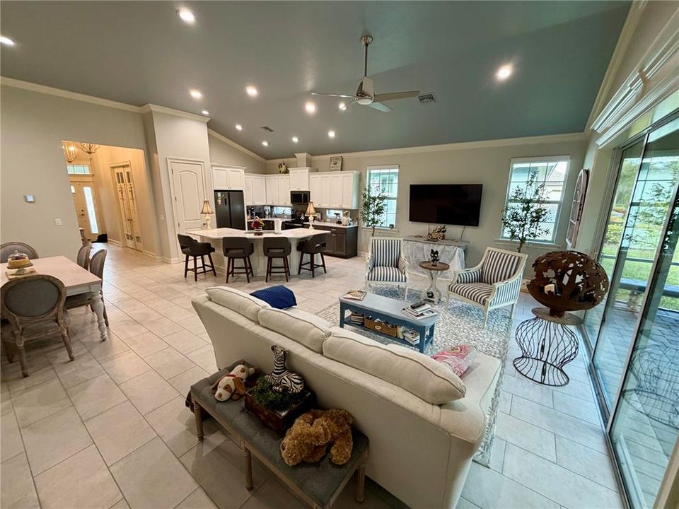 En Venta: $475,000 (2 camas, 2 baños, 1890 Pies cuadrados)