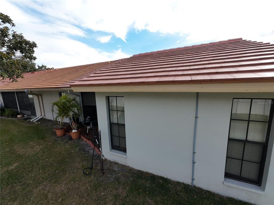 На продажу: $299,000 (2 спален, 2 ванн, 1235 Квадратных фут)