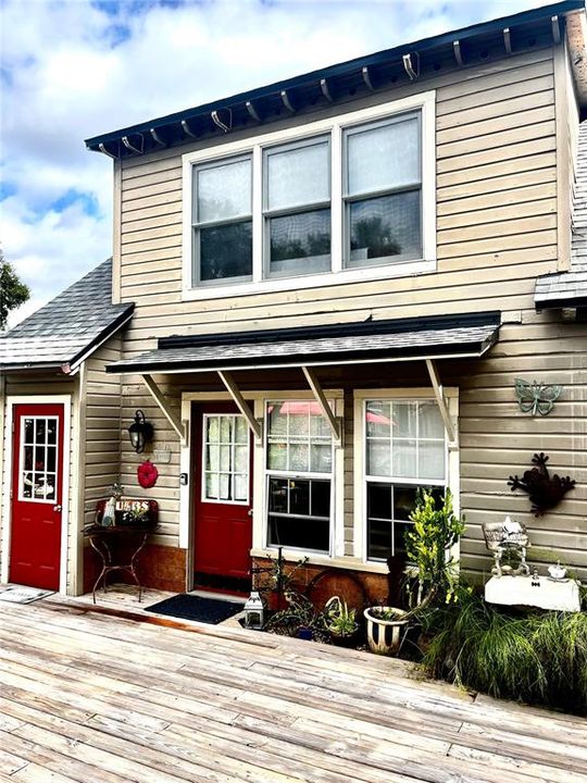 For Sale: $499,900 (4 beds, 2 baths, 2592 Square Feet)