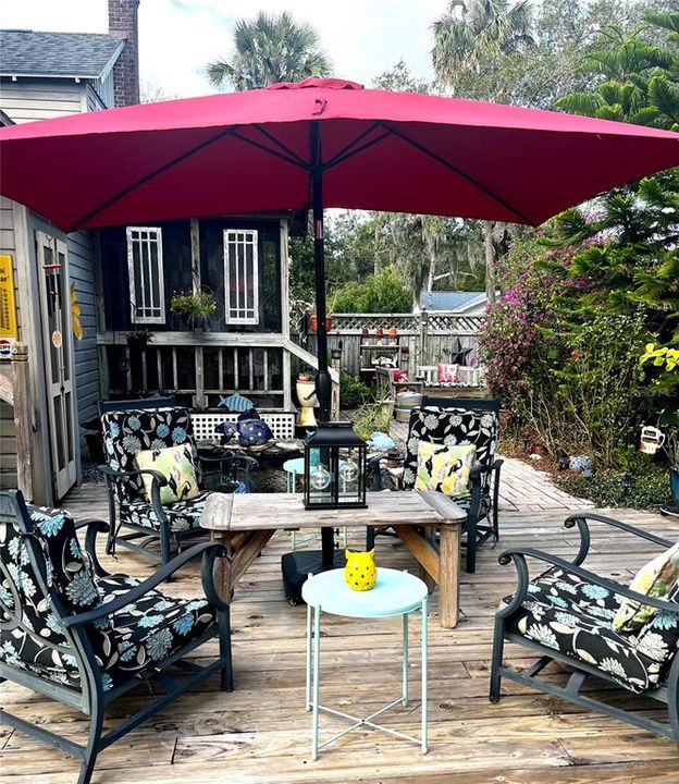 For Sale: $499,900 (4 beds, 2 baths, 2592 Square Feet)