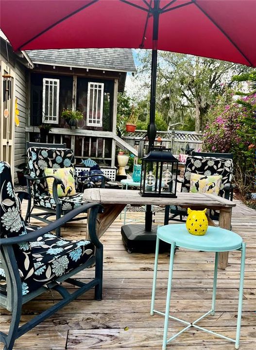 For Sale: $499,900 (4 beds, 2 baths, 2592 Square Feet)