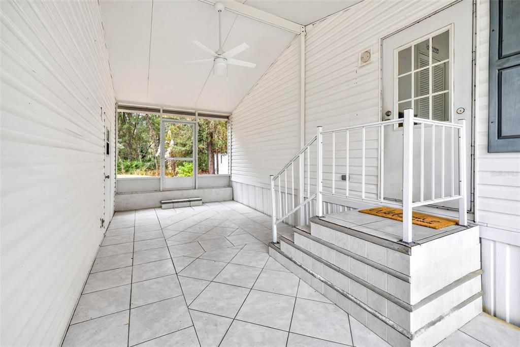 待售: $195,000 (3 贝兹, 2 浴室, 1294 平方英尺)