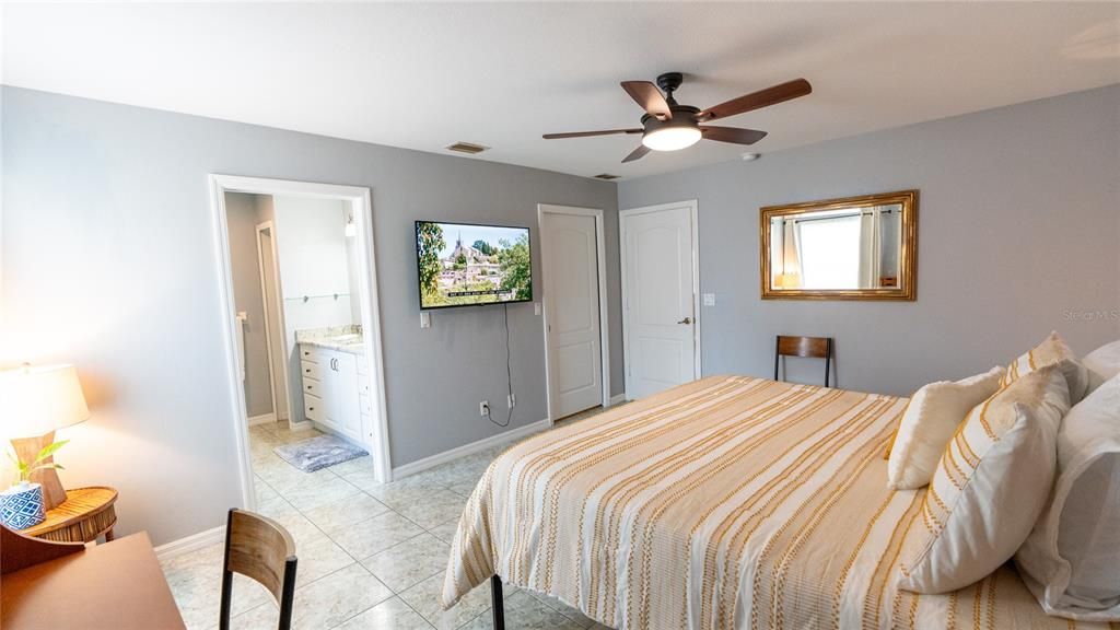 待售: $479,900 (3 贝兹, 2 浴室, 1656 平方英尺)