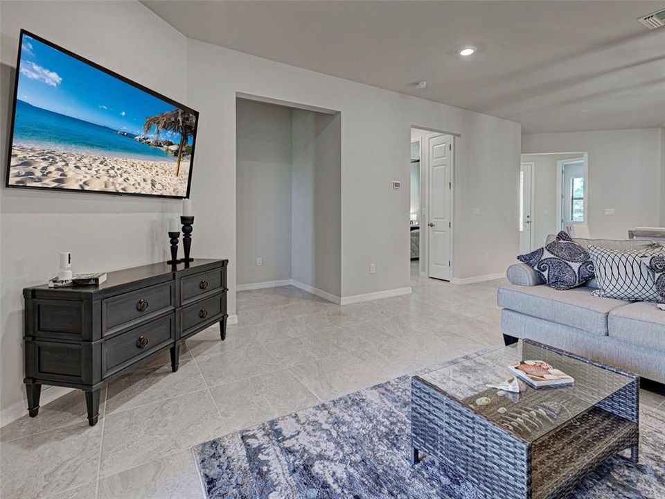 待售: $395,000 (2 贝兹, 2 浴室, 1443 平方英尺)