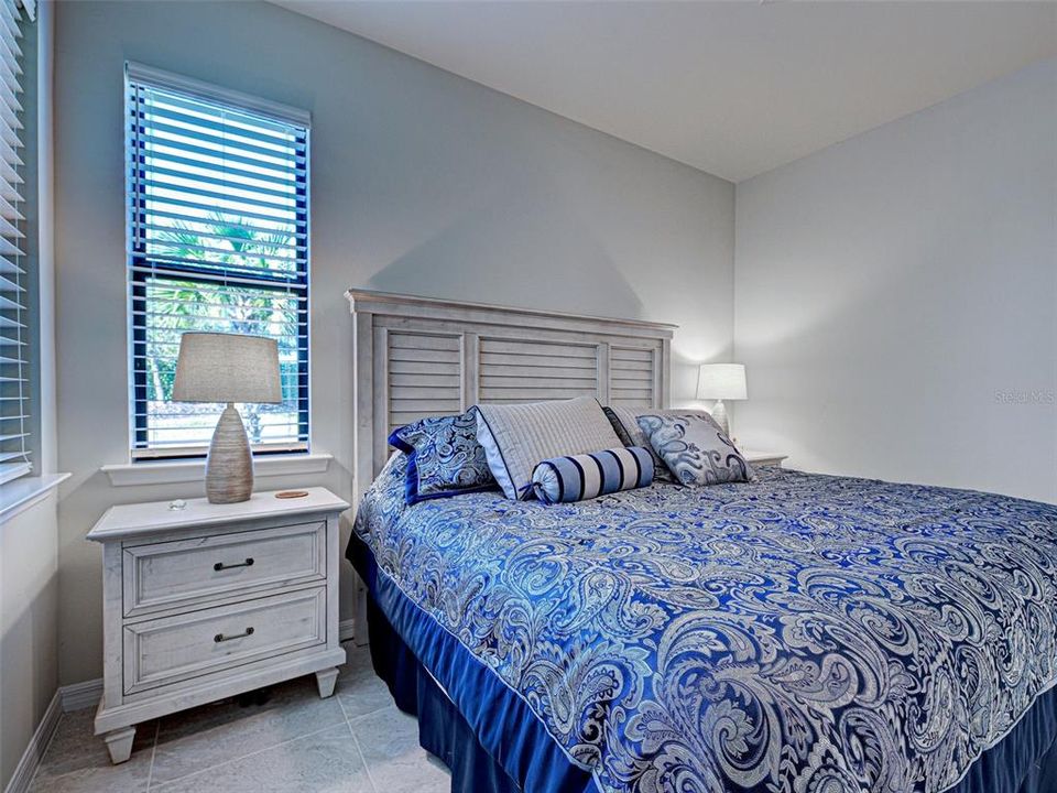 待售: $395,000 (2 贝兹, 2 浴室, 1443 平方英尺)