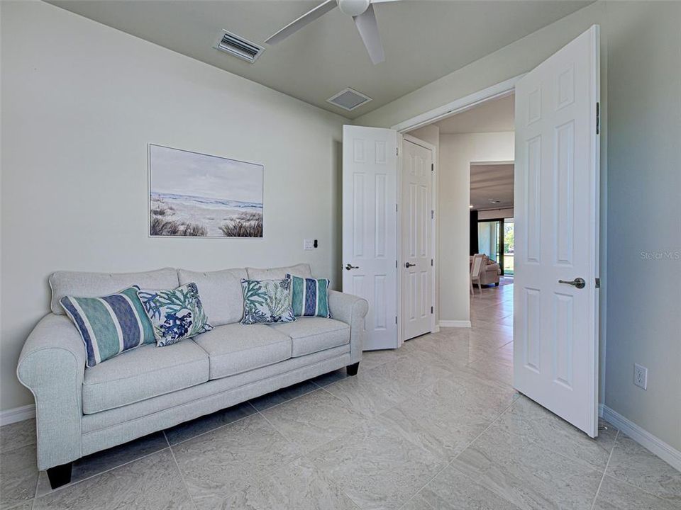 待售: $395,000 (2 贝兹, 2 浴室, 1443 平方英尺)