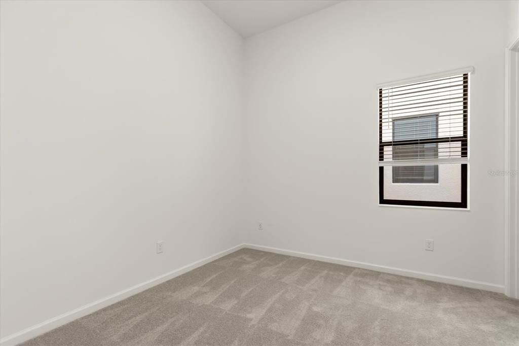 待售: $2,450,000 (12 贝兹, 11 浴室, 4738 平方英尺)