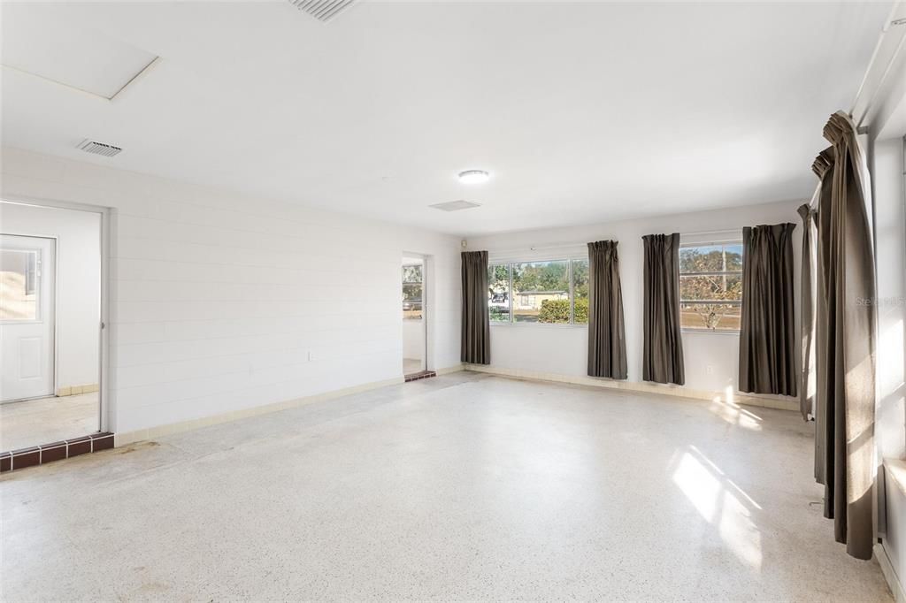 En Venta: $179,900 (2 camas, 2 baños, 1667 Pies cuadrados)