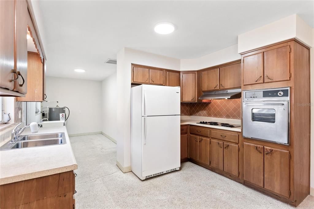 En Venta: $179,900 (2 camas, 2 baños, 1667 Pies cuadrados)