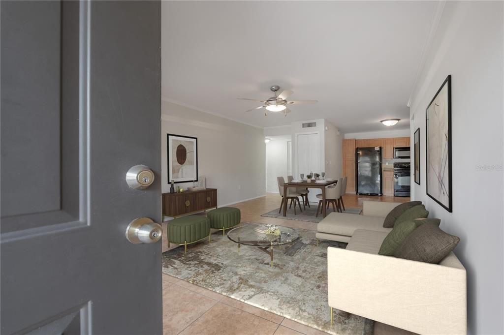 待售: $165,000 (1 贝兹, 1 浴室, 792 平方英尺)