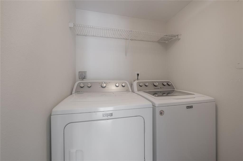 待售: $165,000 (1 贝兹, 1 浴室, 792 平方英尺)