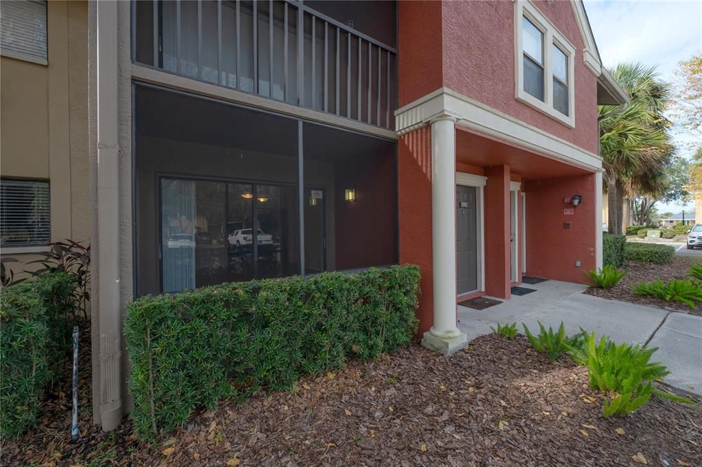 待售: $165,000 (1 贝兹, 1 浴室, 792 平方英尺)