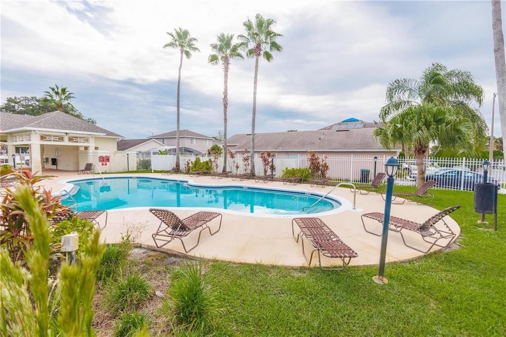 For Sale: $449,900 (4 beds, 3 baths, 1494 Square Feet)