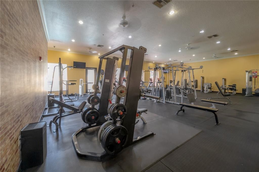 Activo con contrato: $267,000 (2 camas, 2 baños, 1152 Pies cuadrados)