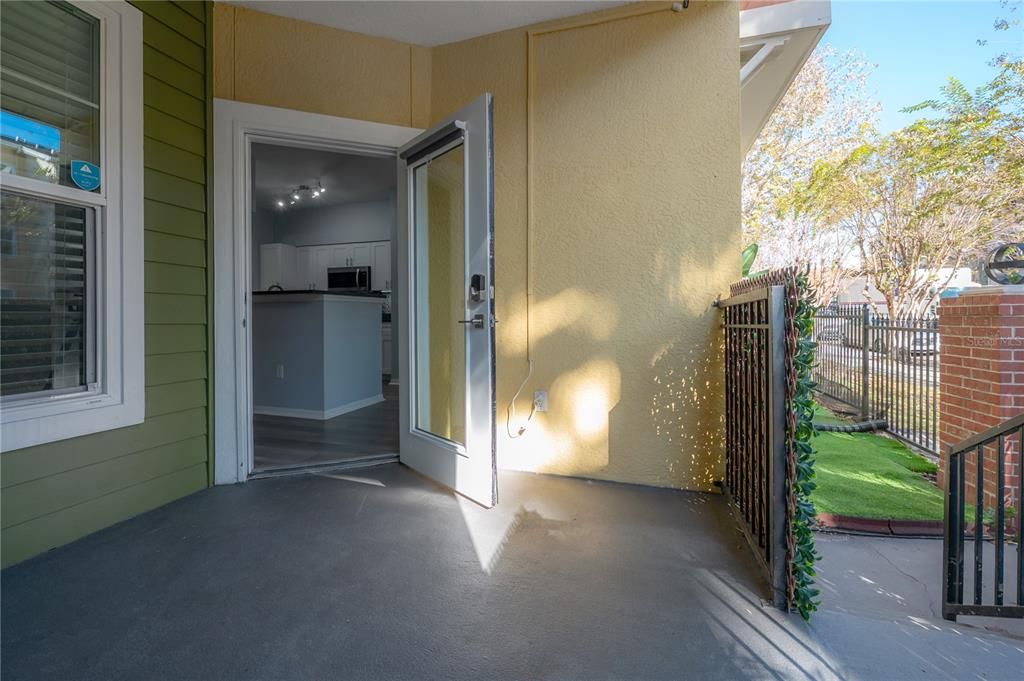 Activo con contrato: $267,000 (2 camas, 2 baños, 1152 Pies cuadrados)