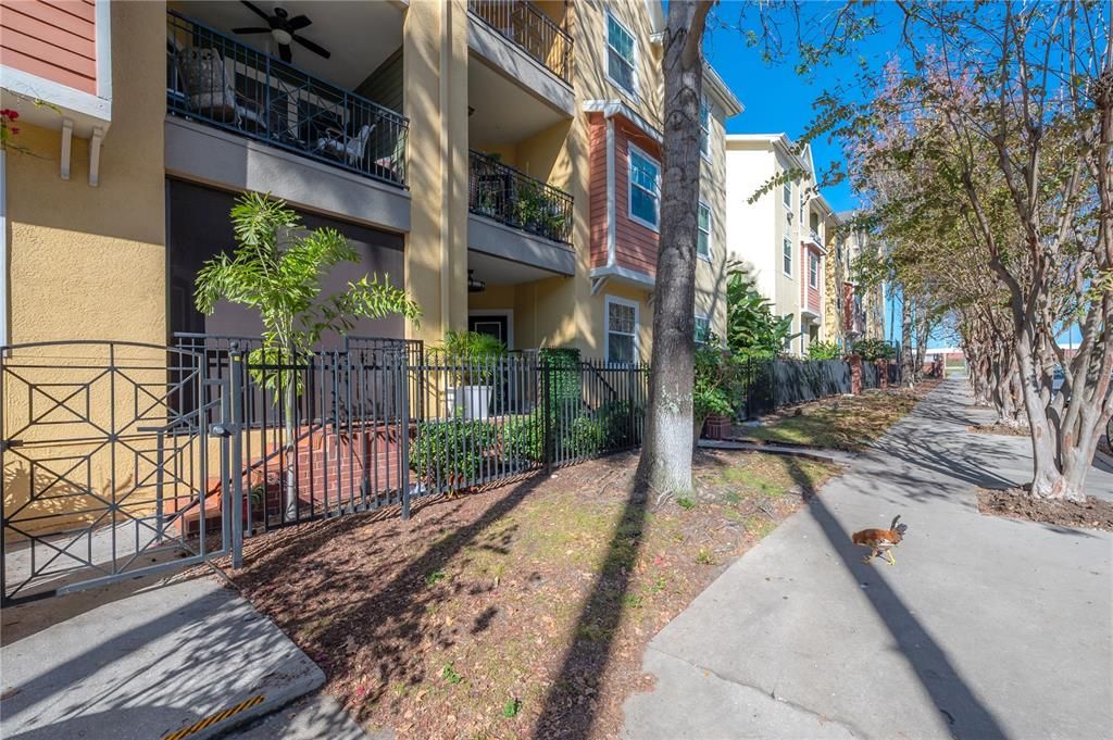 Activo con contrato: $267,000 (2 camas, 2 baños, 1152 Pies cuadrados)