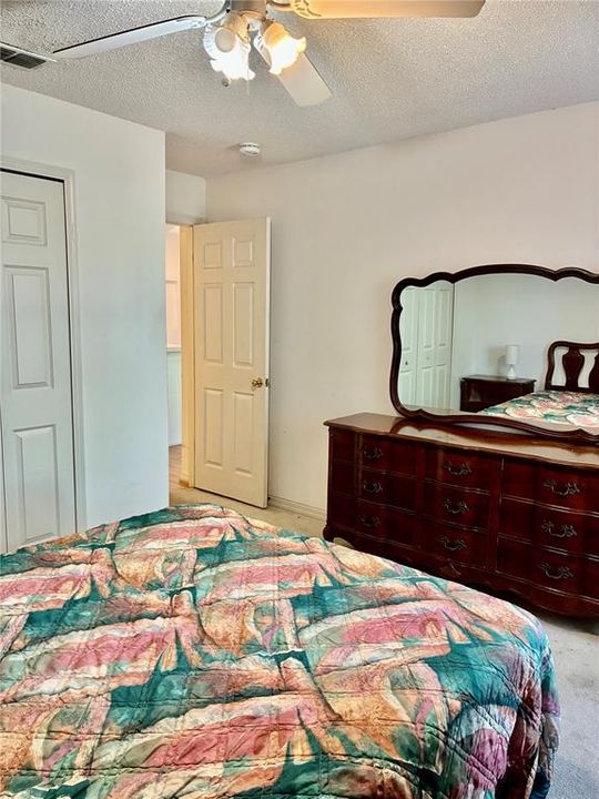 For Sale: $348,900 (3 beds, 2 baths, 1847 Square Feet)