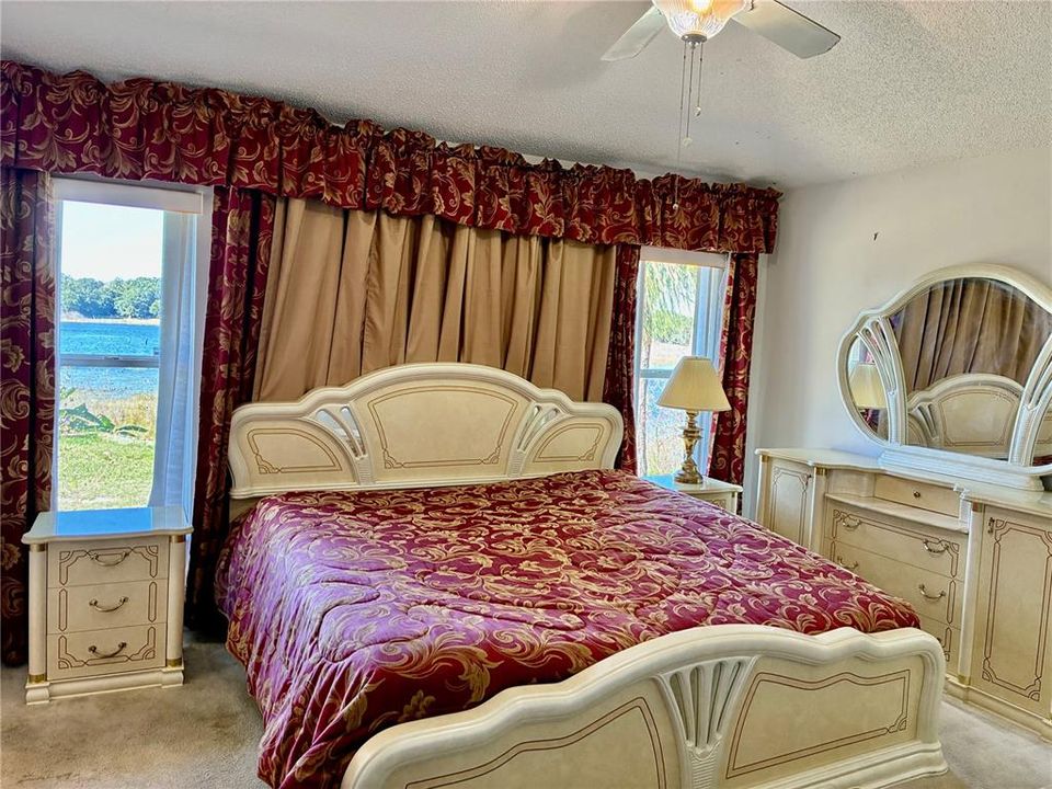 For Sale: $348,900 (3 beds, 2 baths, 1847 Square Feet)