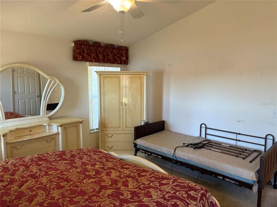 For Sale: $348,900 (3 beds, 2 baths, 1847 Square Feet)