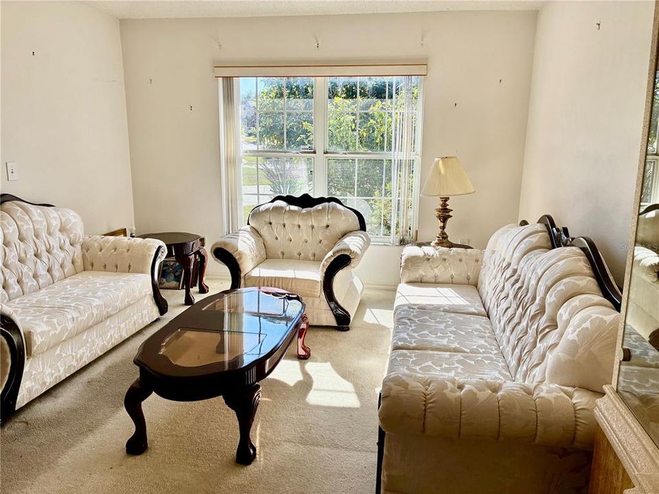 For Sale: $348,900 (3 beds, 2 baths, 1847 Square Feet)